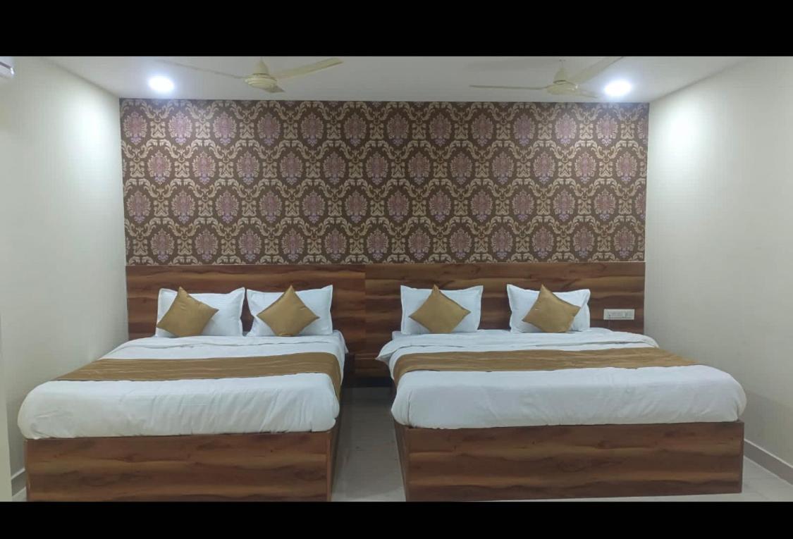 Siddi Vinayaka Hotel Haydarabad Dış mekan fotoğraf